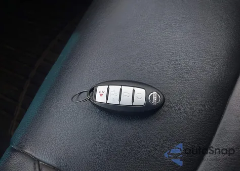 2015 Nissan Pathfinder Platinum/S/Sl/Sv from USA, damaged, VIN 5N1AR2MM8FC682471